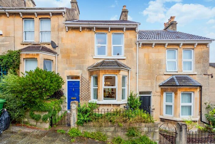 2 Bedroom Terraced House To Rent In Clarence Street, Bath, BA1