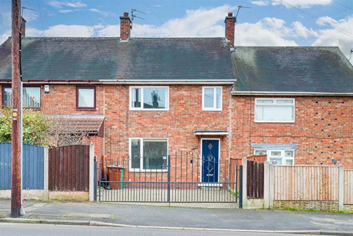 3 Bedroom Terraced House To Rent In Beckhampton Road, Bestwood Park, Nottingham, NG5