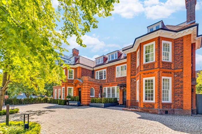 2 Bedroom Apartment To Rent In Avenue Road, London, NW8