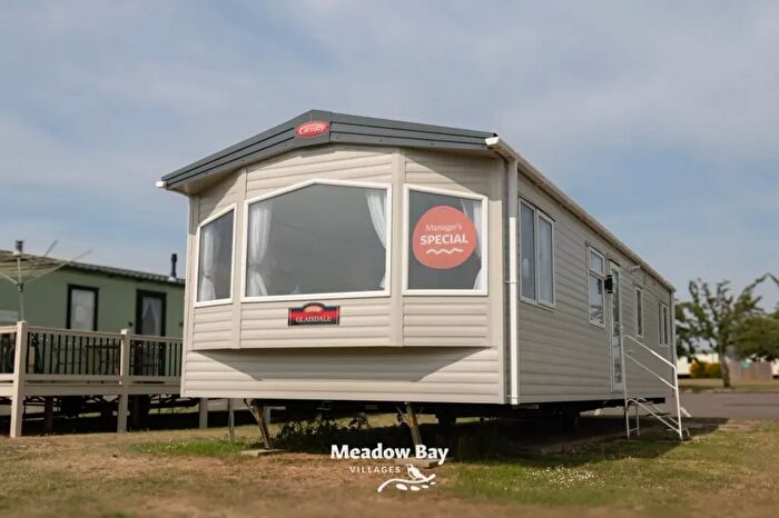 2 Bedroom Park Home For Sale In Plough Road, Minster On Sea, Sheerness, ME12