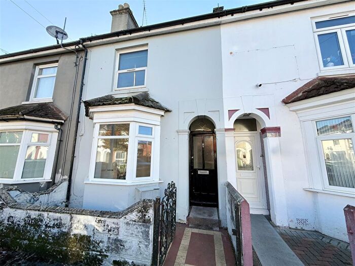 3 Bedroom Terraced House To Rent In Parsonage Road, Southampton, SO14