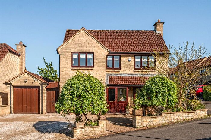 4 Bedroom Detached House For Sale In The Chestertons, Bathampton, Bath, BA2