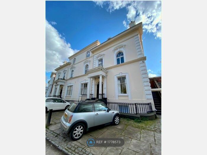 2 Bedroom Flat To Rent In Princes Park, Liverpool, L8