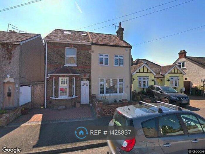 3 Bedroom Semi-Detached House To Rent In Wolseley Road, London, RM7