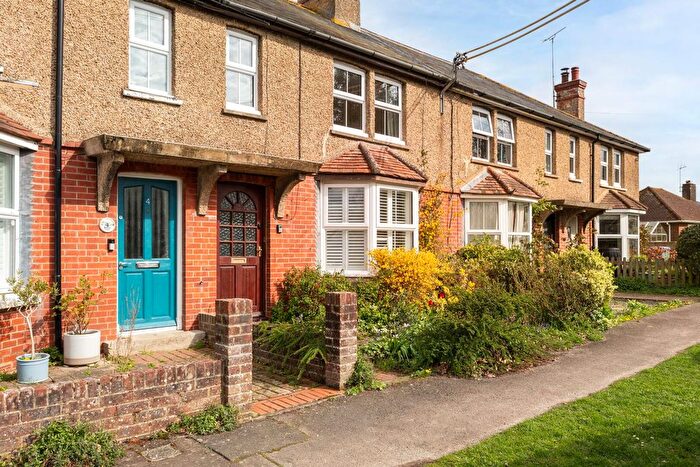 2 Bedroom Property For Sale In Downs View Terrace, Henfield, BN5