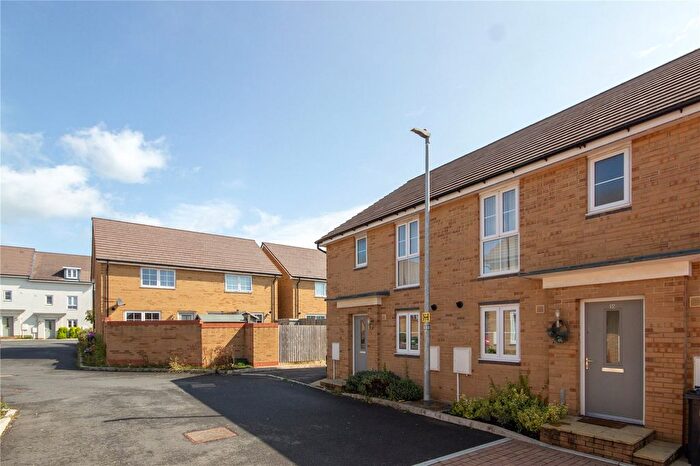 3 Bedroom Semi-Detached House To Rent In Severn Acre Lea, Patchway, Bristol, South Gloucestershire, BS34