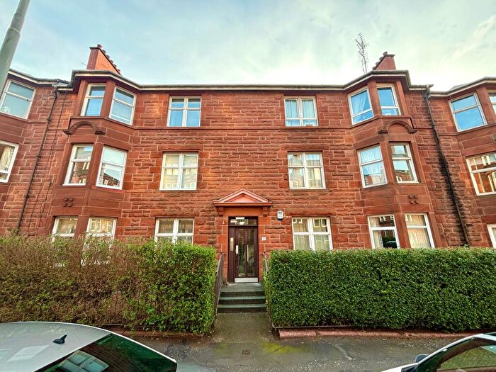 2 Bedroom Flat To Rent In Norham Street, Shawlands, G41