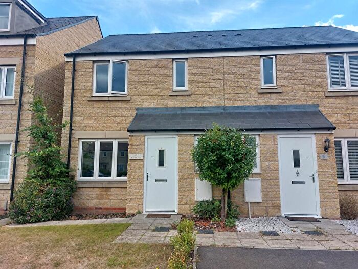 3 Bedroom Semi-Detached House For Sale In Airfield Way, Weldon, Corby, NN17