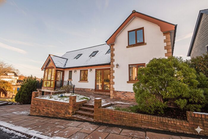 5 Bedroom Detached House For Sale In Sea Breeze, Ocean View, Pendine, SA33