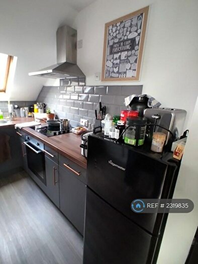 Studio To Rent In West Grove Court, Cardiff, CF24