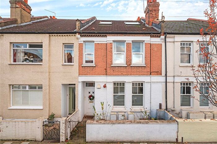 2 Bedroom Flat For Sale In Garratt Terrace, Tooting, London, SW17