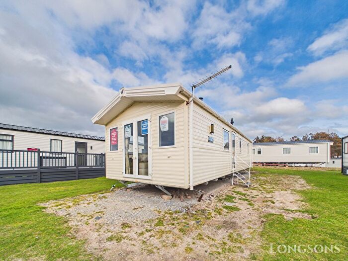 2 Bedroom Park Home For Sale In Burghead, Elgin, IV30