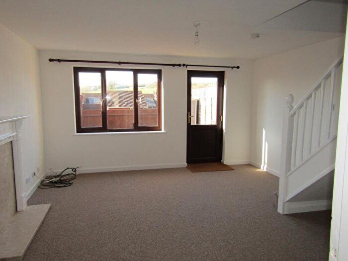3 Bedroom House To Rent In Rushforth Place, Exwick, Exeter, EX4