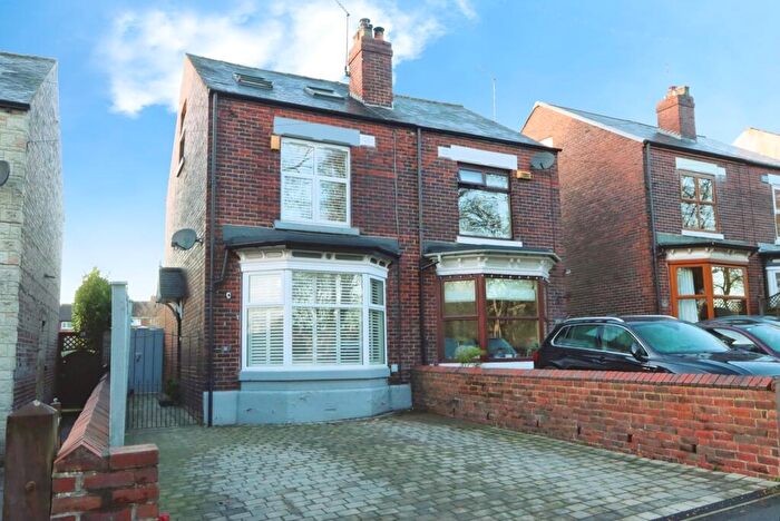 5 Bedroom Semi-Detached House For Sale In Chesterfield Road South, Sheffield, South Yorkshire, S8