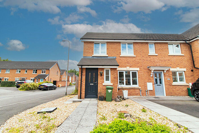 3 Bedroom Semi-Detached House To Rent In Maes Ifor, Taffs Well, CF15