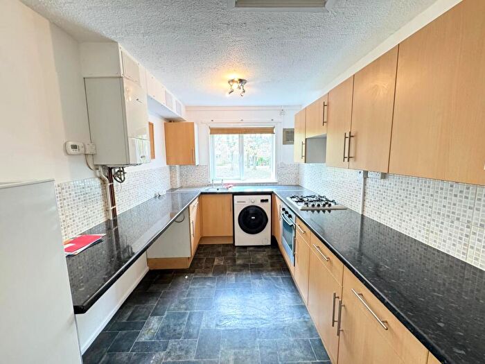 1 Bedroom Maisonette To Rent In Quilter Road, Brighton Hill, Basingstoke, RG22