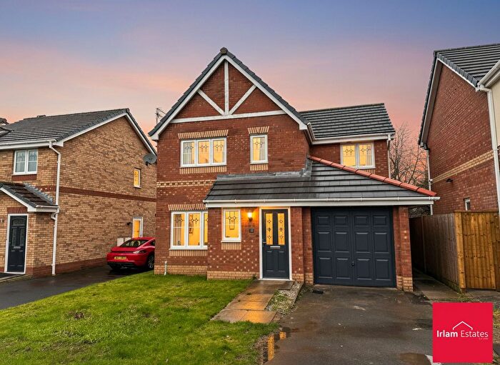 4 Bedroom Detached House For Sale In Howley Close, Irlam, M44