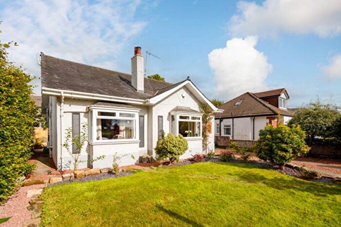 4 Bedroom Detached Bungalow For Sale In Sheildaig, Floors Road, Waterfoot, G76