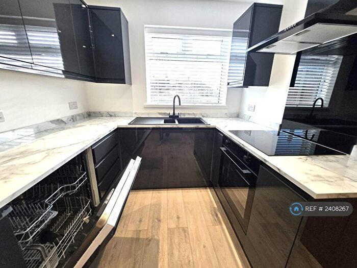 3 Bedroom End Of Terrace House To Rent In Arnside Road, Nottingham, NG5