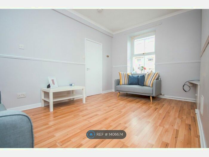 1 Bedroom Terraced House To Rent In Newchurch Road, Bacup, OL13