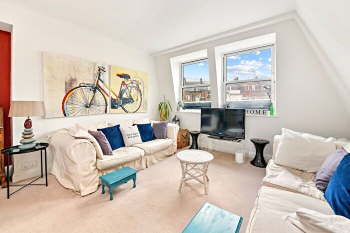 2 Bedroom Flat To Rent In West Warwick Place, Pimlico, SW1V