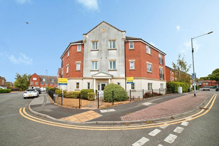 2 Bedroom Flat For Sale In Forest Road, Mansfield, Nottinghamshire, NG18