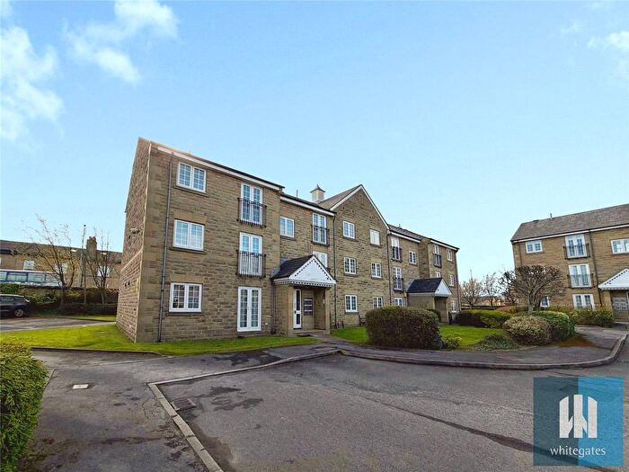 2 Bedroom Flat For Sale In Greenhead Court, Mountjoy Road, Huddersfield, HD1