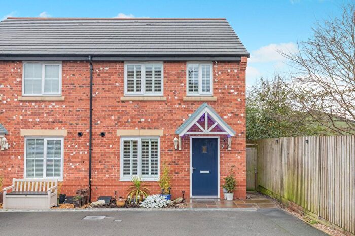 3 Bedroom Semi-Detached House For Sale In Fairfax Avenue, Tarvin, CH3