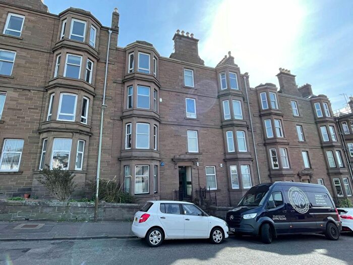 1 Bedroom Flat To Rent In Seymour Street, Dundee, DD2
