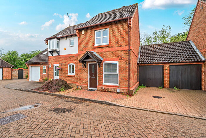 2 Bedroom Semi-Detached House For Sale In Ockley Court, Guildford, GU4