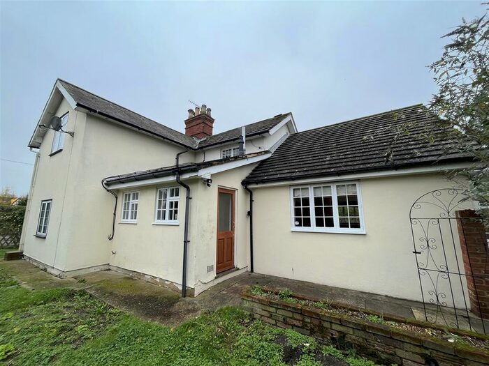4 Bedroom Detached House To Rent In Canterbury Road, Faversham, ME13