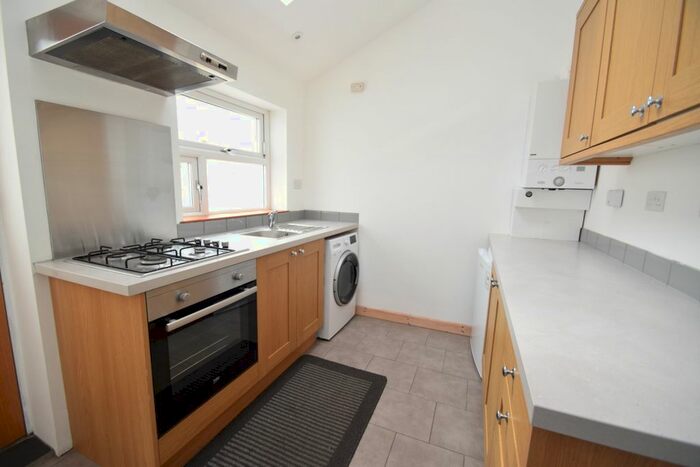 3 Bedroom End Of Terrace House To Rent In Hill Head, Penryn TR10