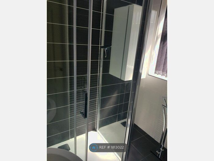 3 Bedroom Semi-Detached House To Rent In Spoonhill Road, Sheffield, S6