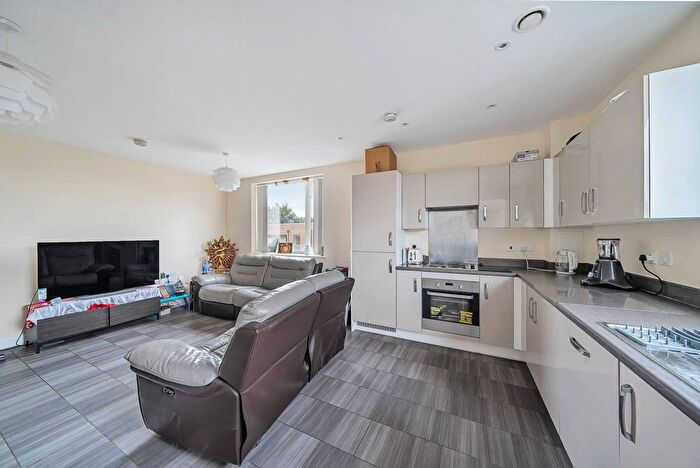 2 Bedroom Flat For Sale In Artisan Place, Harrow Weald, Harrow, HA3