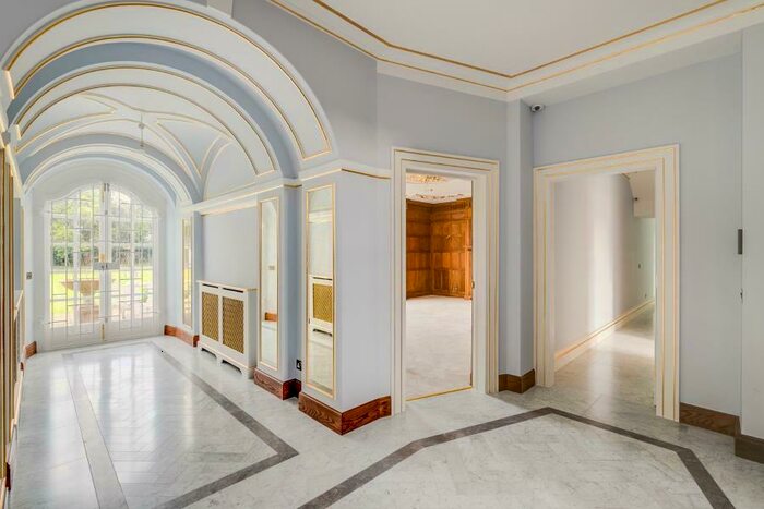 12 Bedroom Detached House To Rent In The Bishops Avenue, Hampstead Garden Suburb, N2