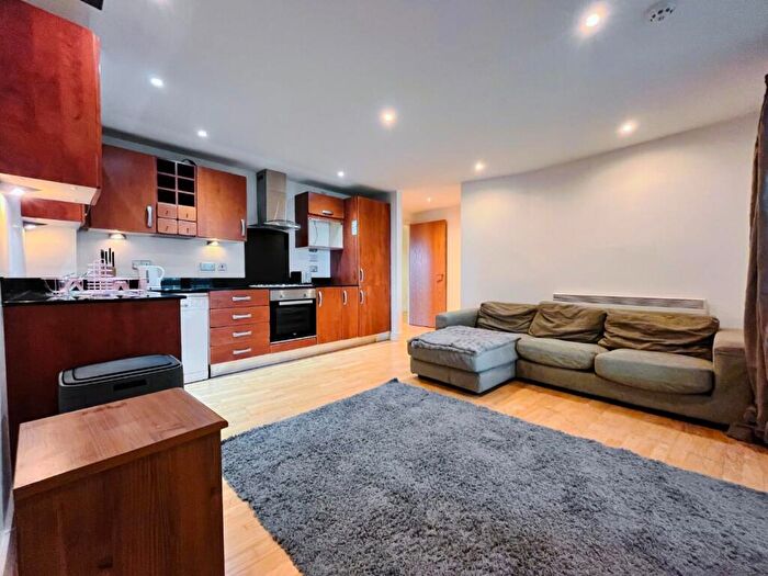 2 Bedroom Apartment To Rent In Magellan House, Leeds, LS10