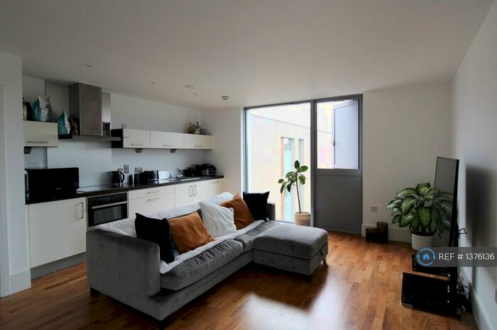 1 Bedroom Flat To Rent In Highbury Stadium Square, London, N5