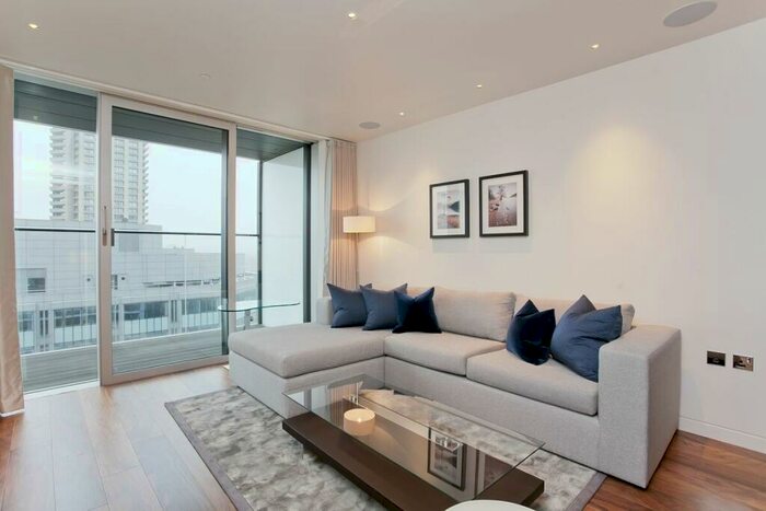 Apartment To Rent In The Heron, EC2Y