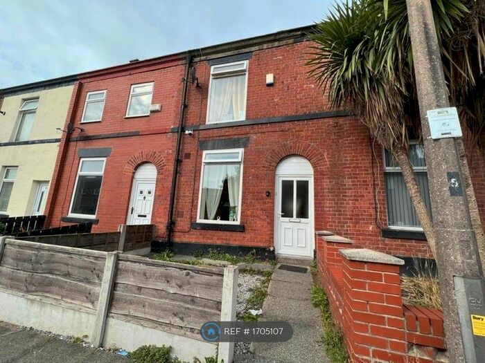 2 Bedroom Terraced House To Rent In Myrtle Street North, Bury, BL9