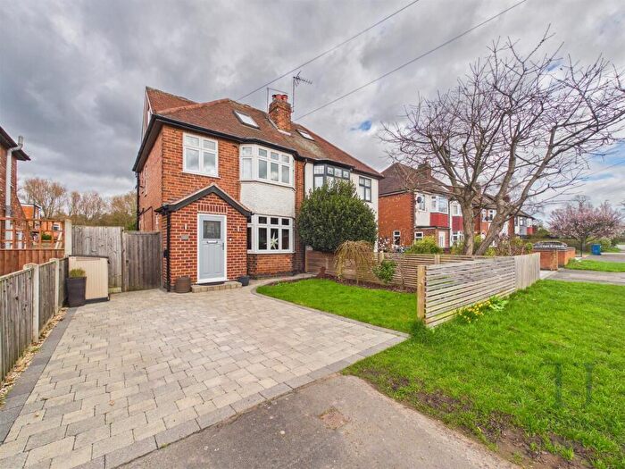 4 Bedroom Semi-Detached House For Sale In Ashworth Avenue, Ruddington, Nottingham, NG11