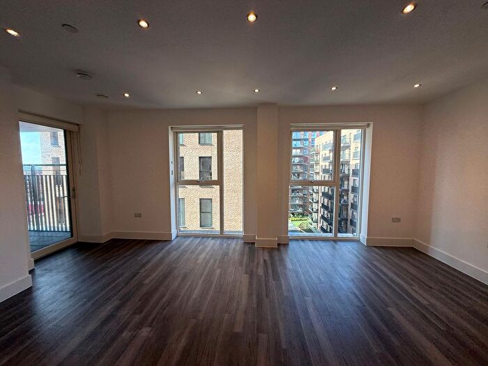 1 Bedroom Flat To Rent In Carmelia House, Aerodrome Road, Colindale Gardens, London, NW9