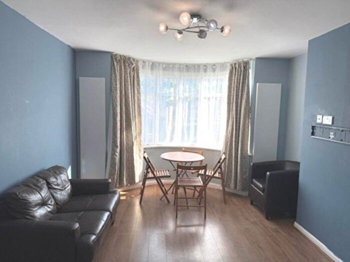 2 Bedroom Flat To Rent In Whiteland Road, High Wycombe, HP12