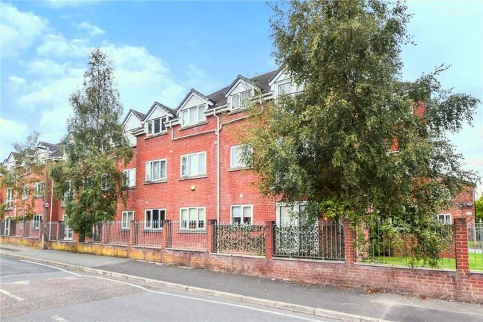 2 Bedroom Flat To Rent In Little Moss Lane, Clifton, Swinton, Manchester, M27