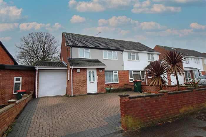 4 Bedroom Property To Rent In Denchers Plat, Crawley, West Sussex., RH11