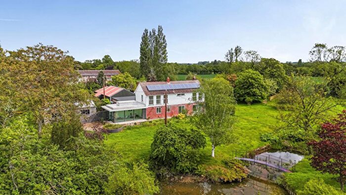4 Bedroom Detached House To Rent In Hornets Farm, Beauchamp Roding, Ongar, CM5