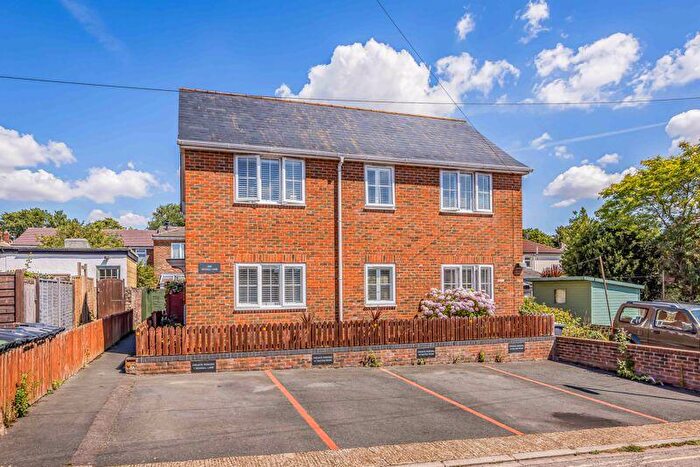 3 Bedroom Detached House For Sale In Seagull Lane, Emsworth, PO10