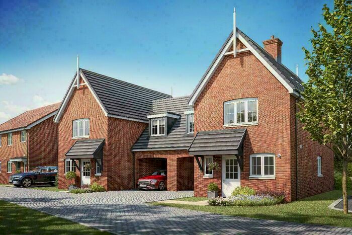 3 Bedroom Semi-Detached House To Rent In Chesterwell, Mile End, Colchester, Essex, CO4