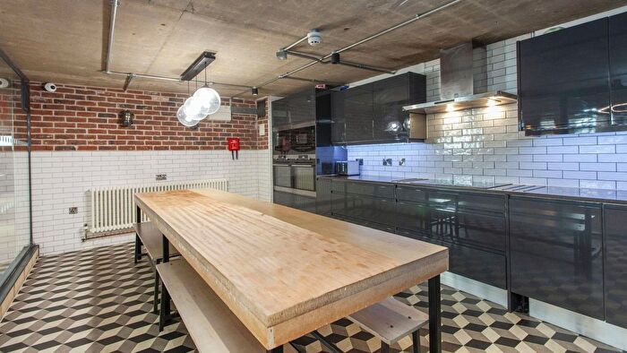 Studio To Rent In Kings Road, Reading, RG1