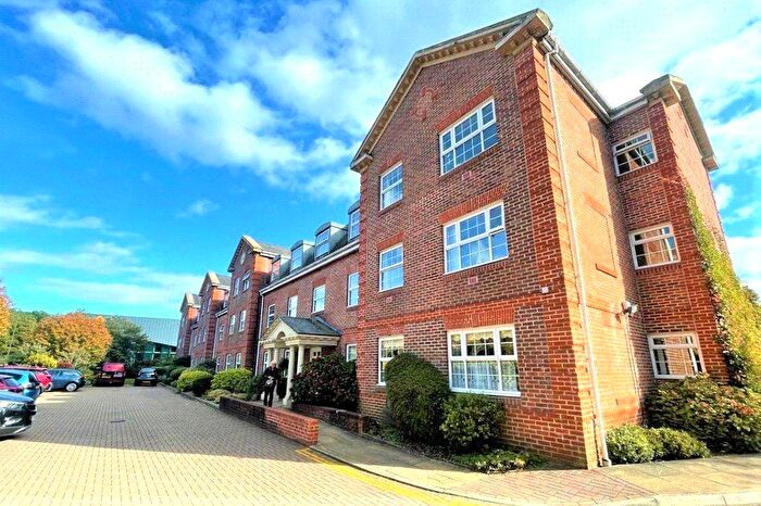 1 Bedroom Flat To Rent In London Road, Camberley, Surrey, GU15