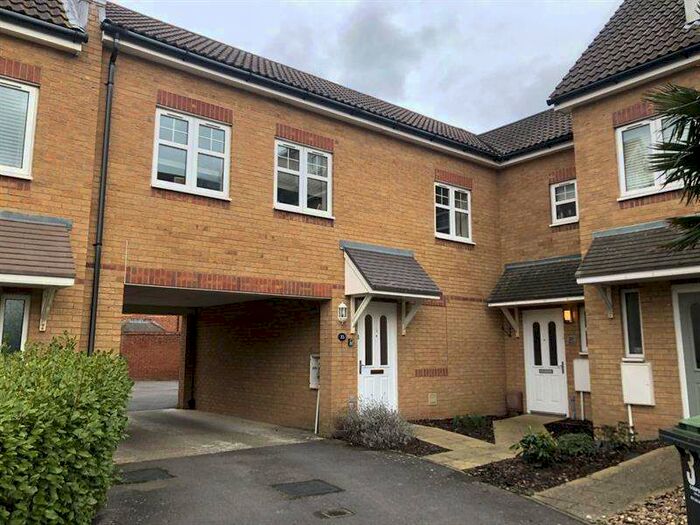 1 Bedroom Apartment To Rent In Westland Drive, Lee-on-the-solent, Hampshire, PO13